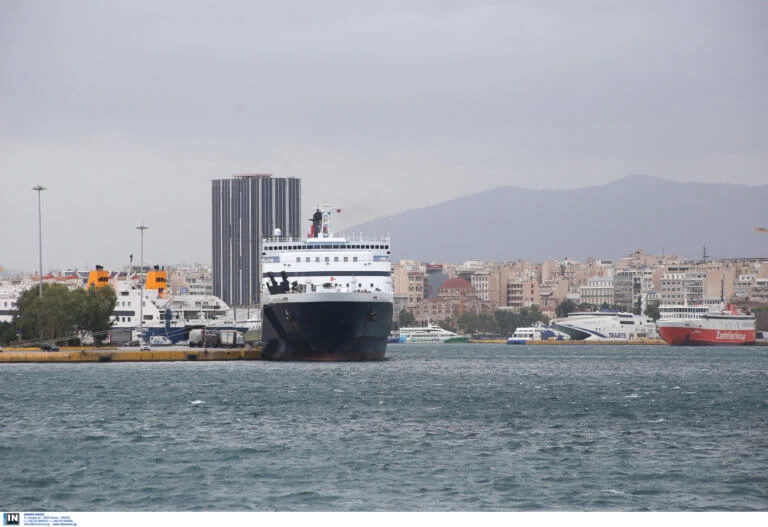 Σεισμός στην Αθήνα: Αλλάζουν τα δρομολόγια των πλοίων στον Πειραιά